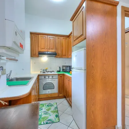 Апартаменты Leonardo House Garden Center - Happy