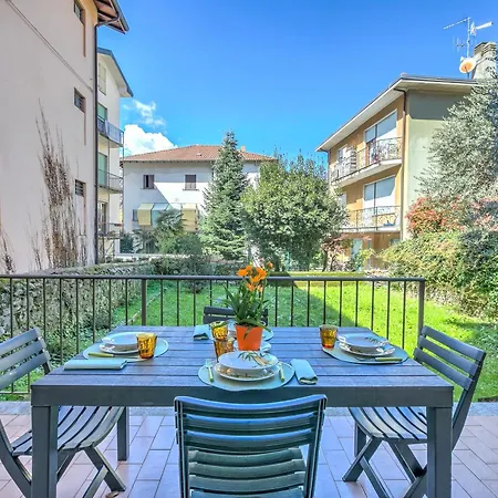 Leonardo House Garden In Center - Happy Apartment Stresa